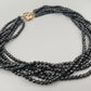 Mehrreihige schwarze Perlenkette Eleganter Schmuck