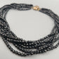 Mehrreihige schwarze Perlenkette Eleganter Schmuck