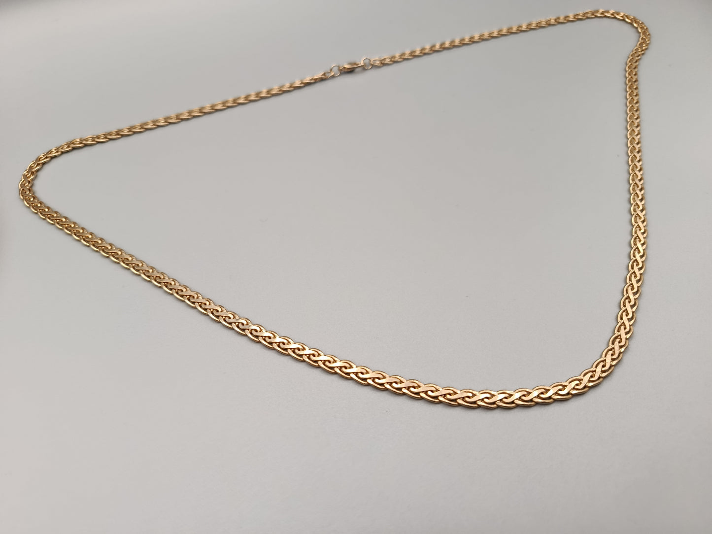 Elegante Damen Kette in Gold-Optik mit Zopfmuster