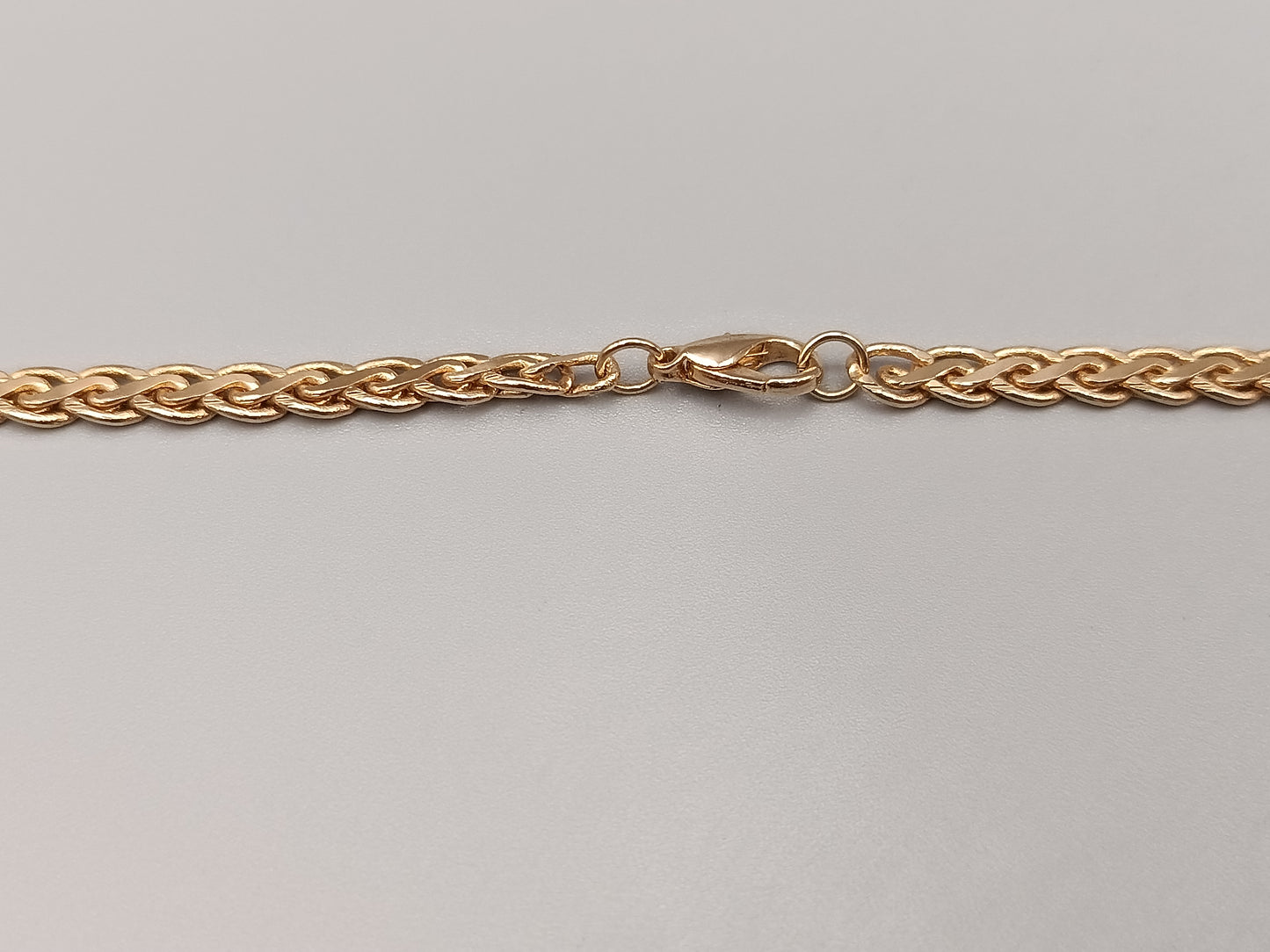 Elegante Damen Kette in Gold-Optik mit Zopfmuster