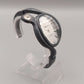Moderne Camelia Damen Uhr Futuristisches Design