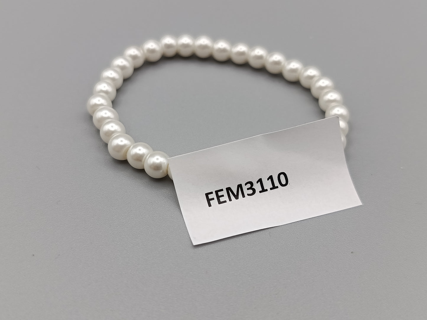 Klassisches Damen Perlenarmband Elegantes Design
