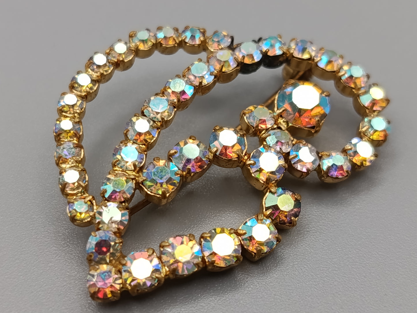 Elegante Strass Brosche in Gold-Optik  Vintage Design