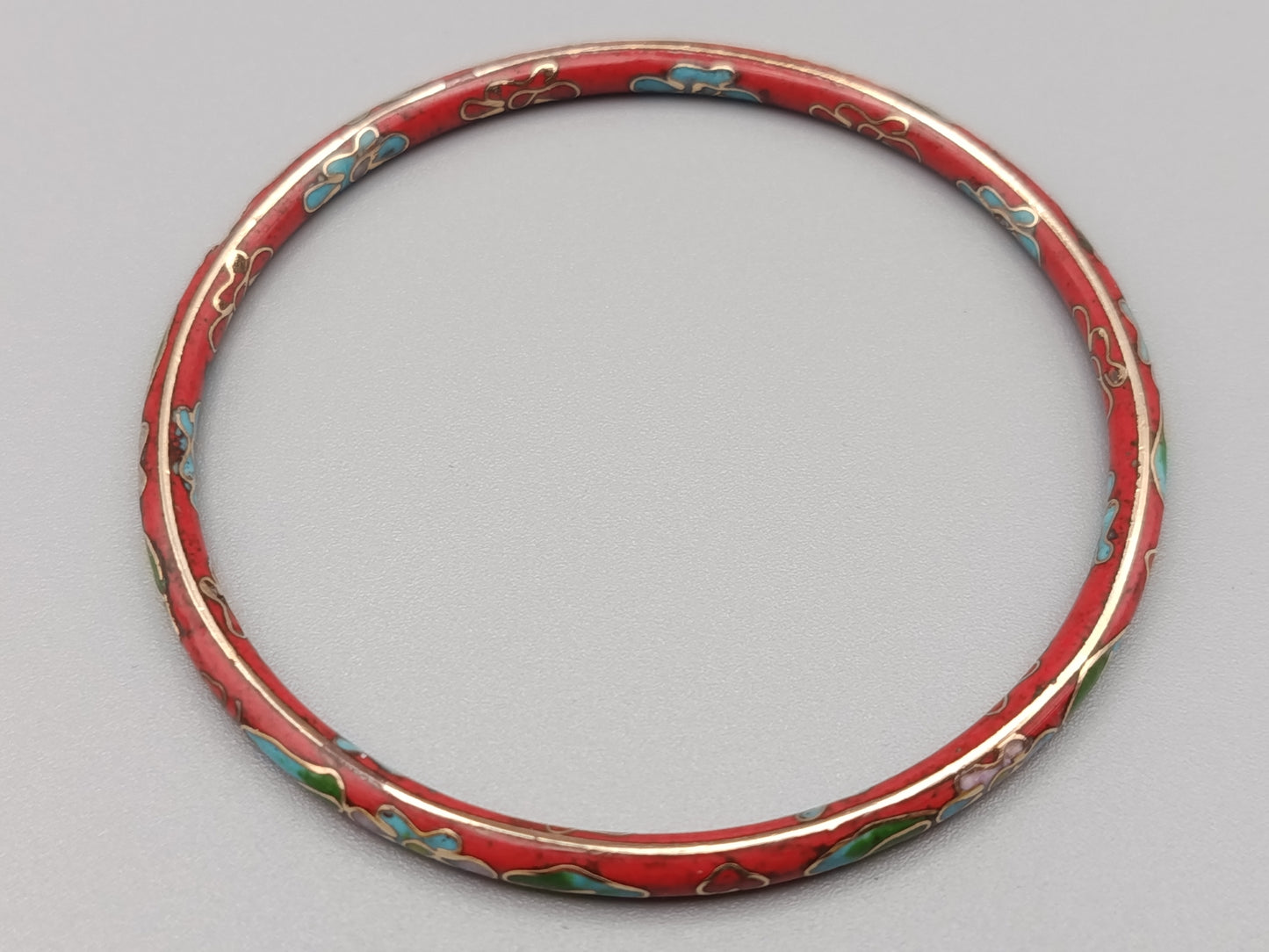 Klassischer Damen Armreif in Traditionelles Cloisonné Design