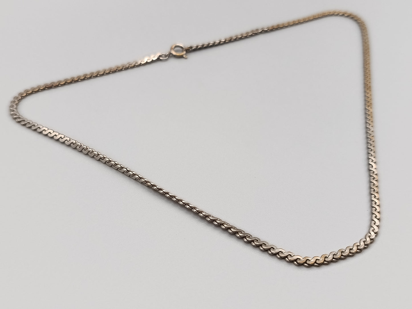 Elegante Damen Kette in Silber-Optik Klassisch