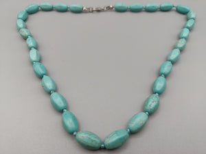 Markante Damen Kette in Türkis-Optik Boho-Schmuck
