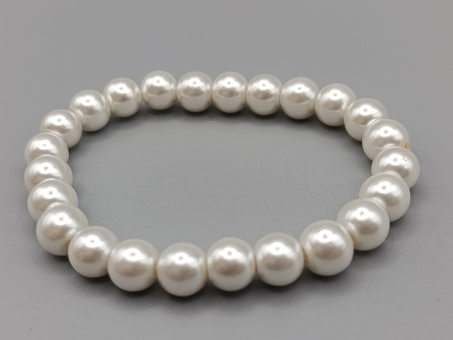 Klassisches Damen Perlenarmband Elegantes Design