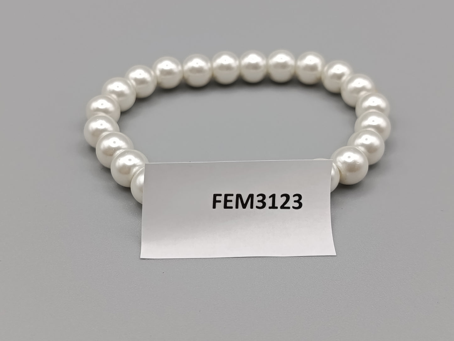 Klassisches Damen Perlenarmband Elegantes Design
