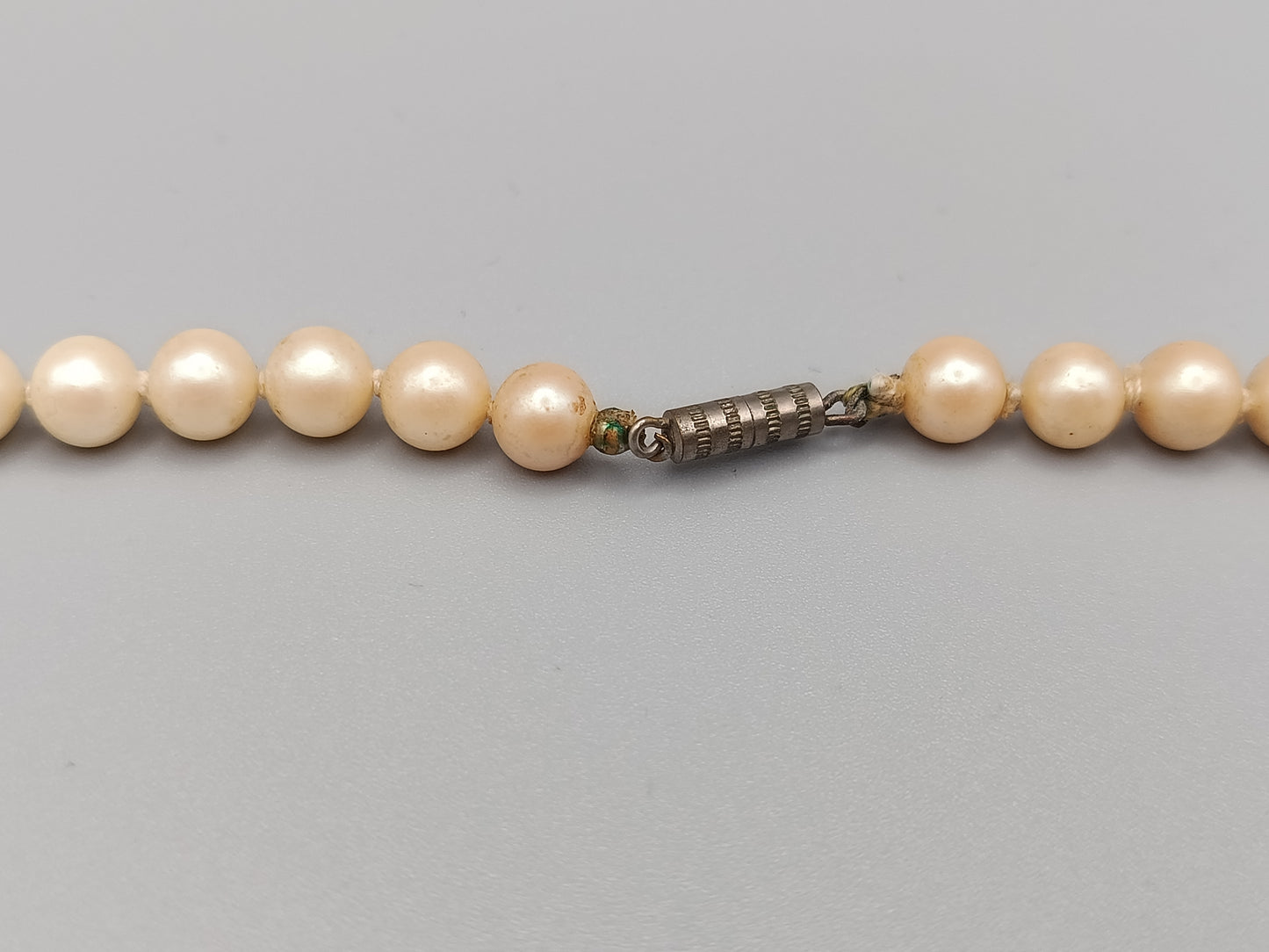 Klassische Damen Perlenkette Zeitlose Eleganz