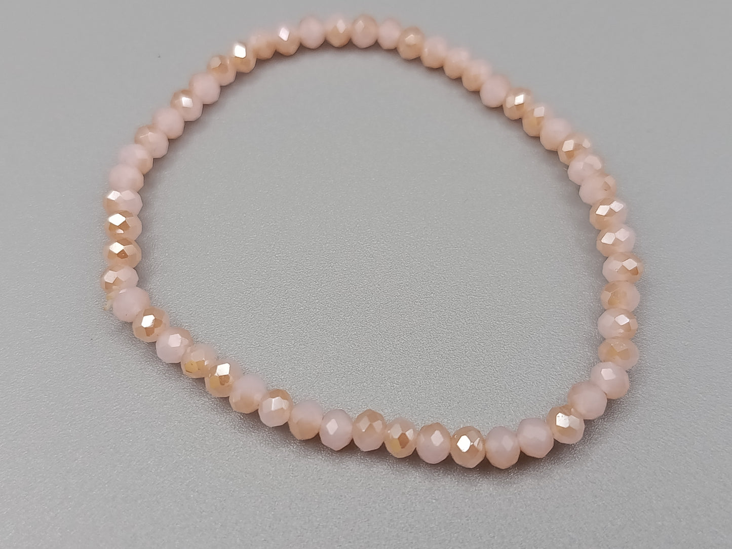 Damen Armband in Rosé Elastisches Perlenarmband