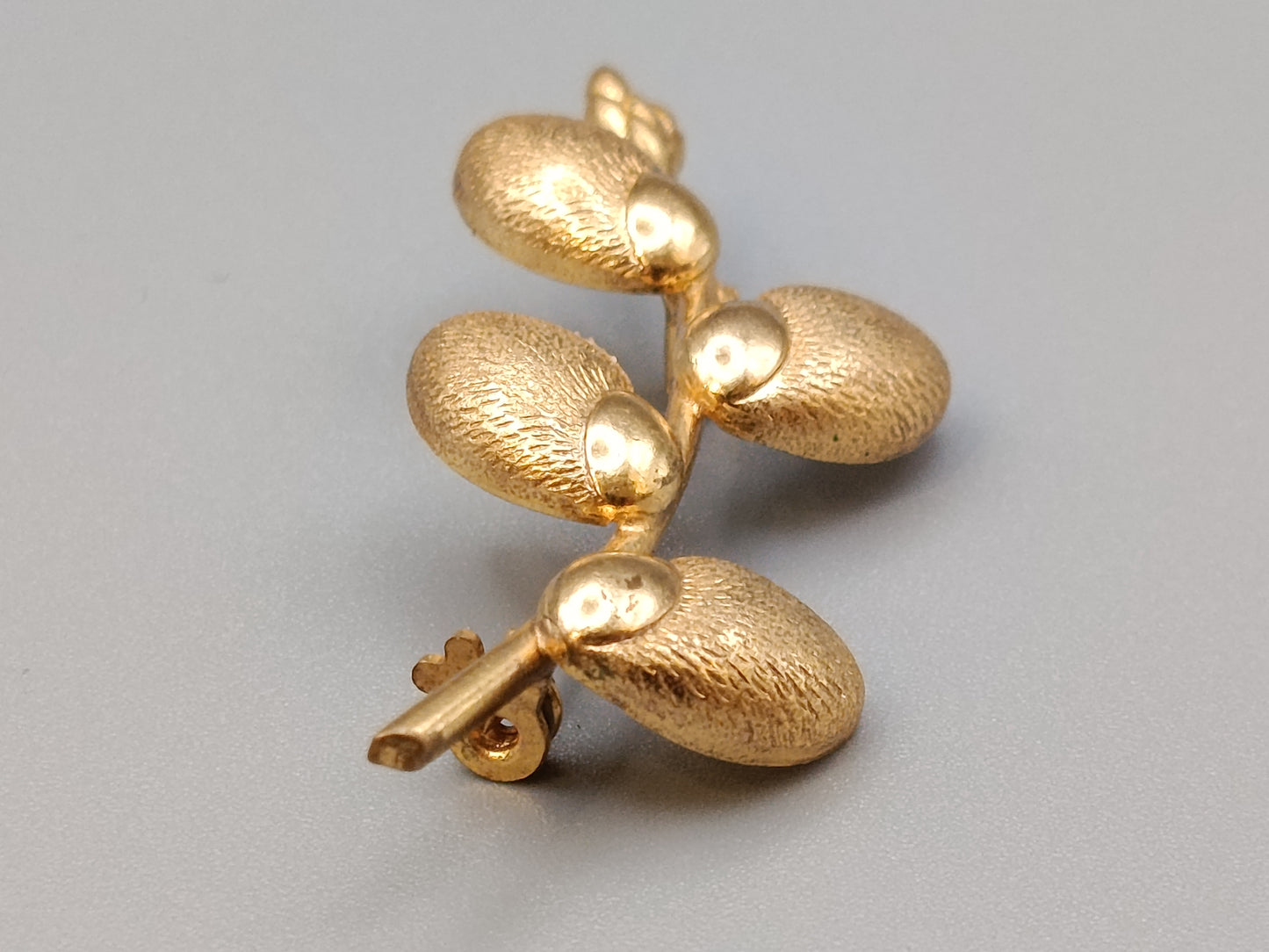 Elegante Brosche Goldfarbener Vintage Schmuck