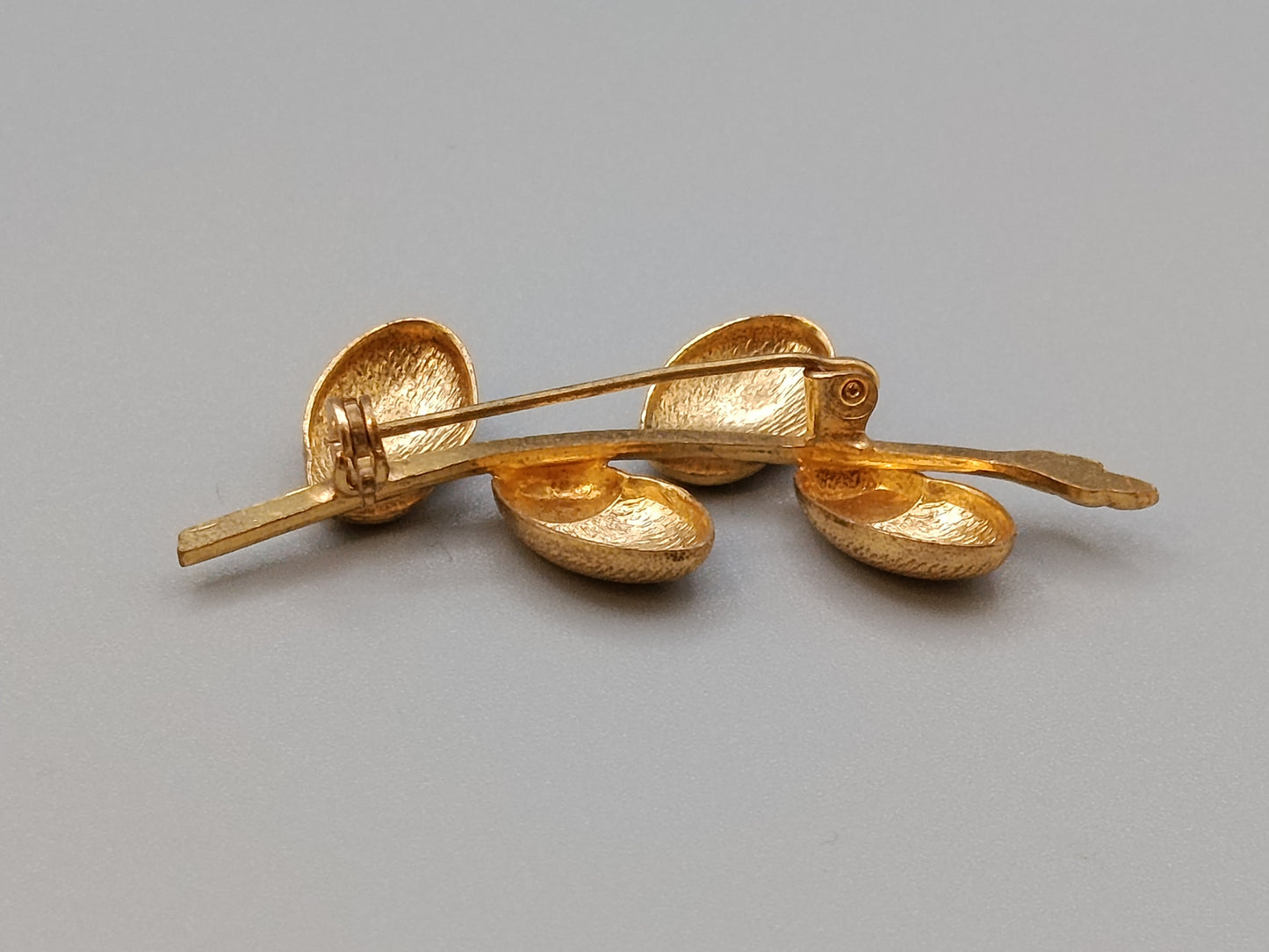 Elegante Brosche Goldfarbener Vintage Schmuck