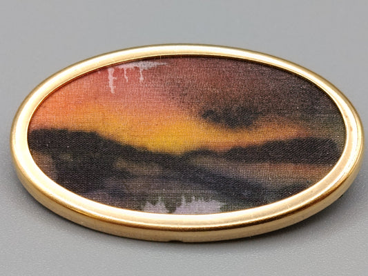 Ovale Brosche mit Landschafts Miniatur Vintage Design