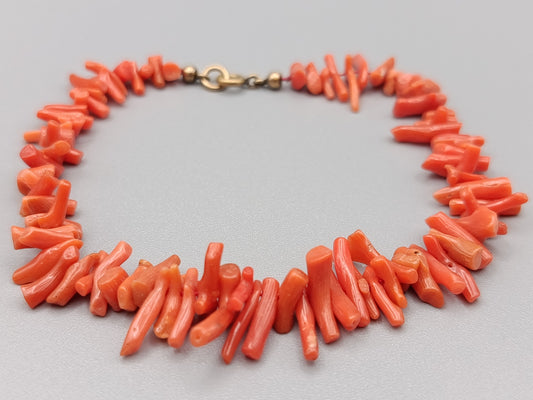 Stilvolles Damen Armband Rote Korallen Vintage Design