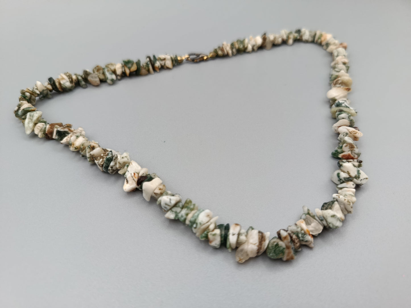 Stilvolle Moosachat Splitter Kette Naturstein Halskette