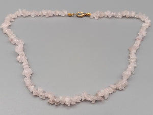 Stilvolle Rosenquarz Naturstein Damen Kette in Rosé
