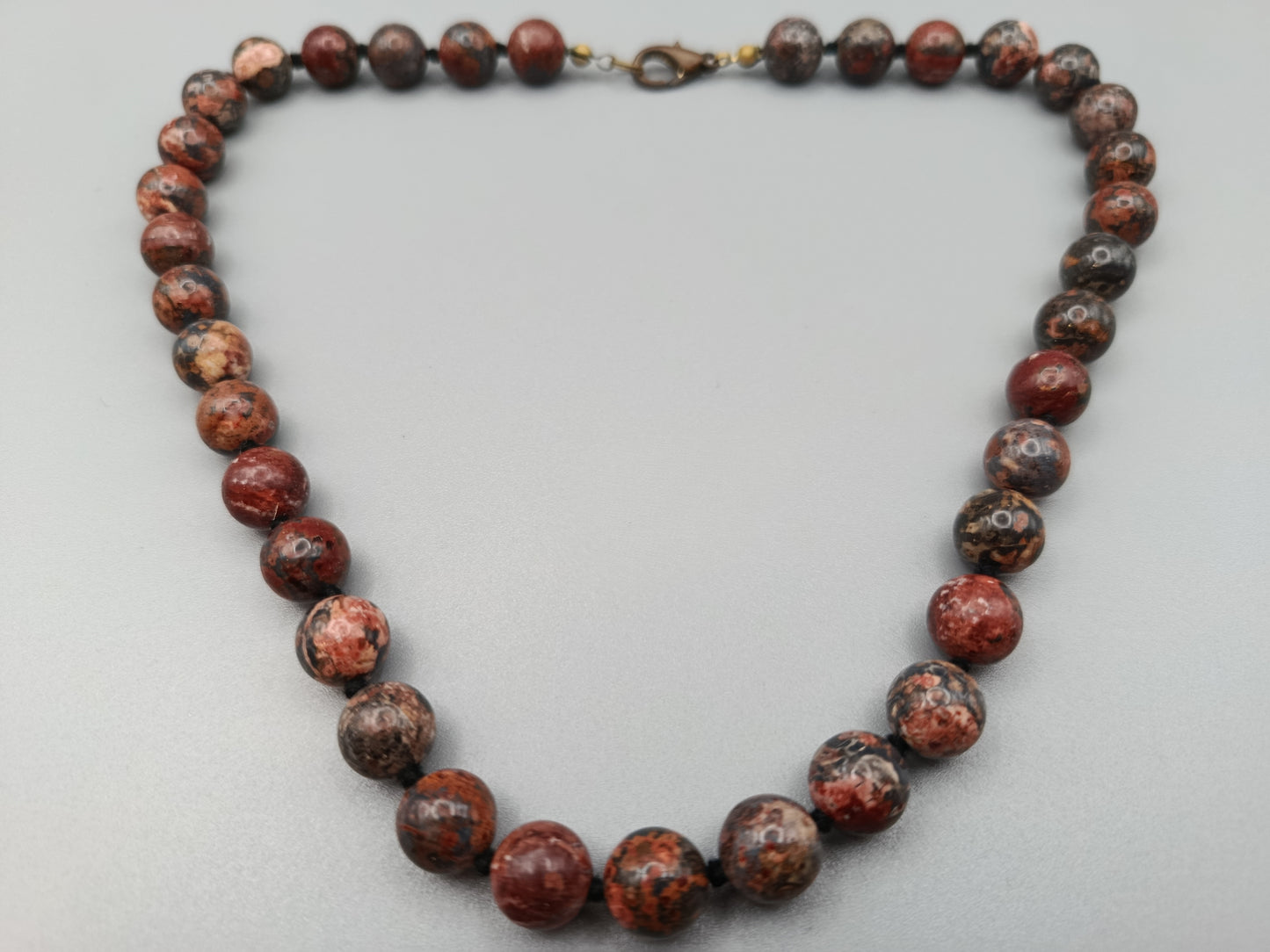 Stilvolle Mahagoni-Obsidian Perlen Kette Naturstein