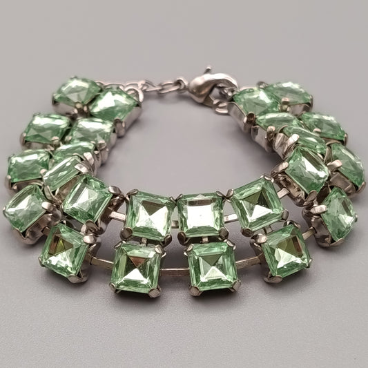 Glanzvolles Damen Armband in Silber-Optik