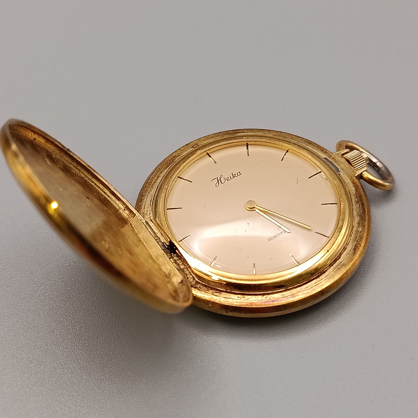 Klassische Heika Taschen Uhr Vintage Design