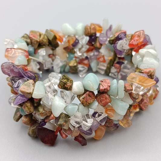Buntes Stein Splitter Armband Elastischer Naturstein