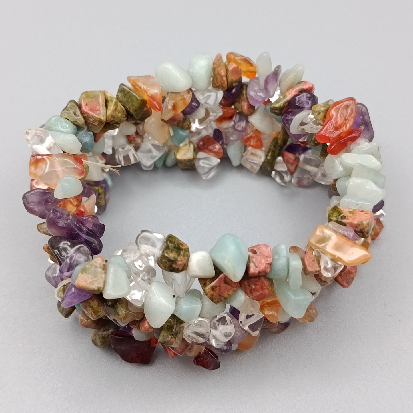 Buntes Stein Splitter Armband Elastischer Naturstein