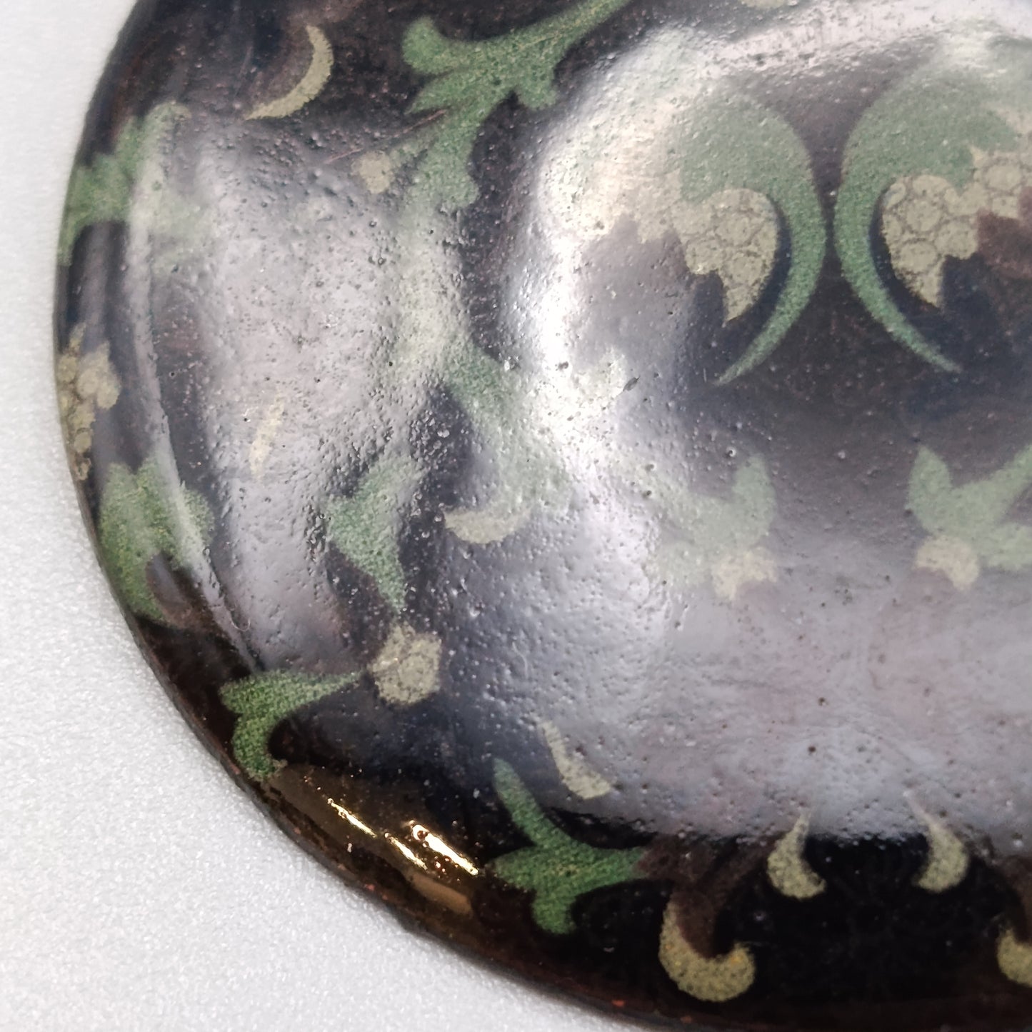 Künstlerische Emaille Brosche Rundes Vintage Design