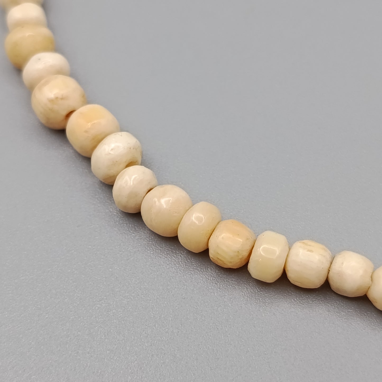 Klassische Damen Kette Schlichte Perlenkette