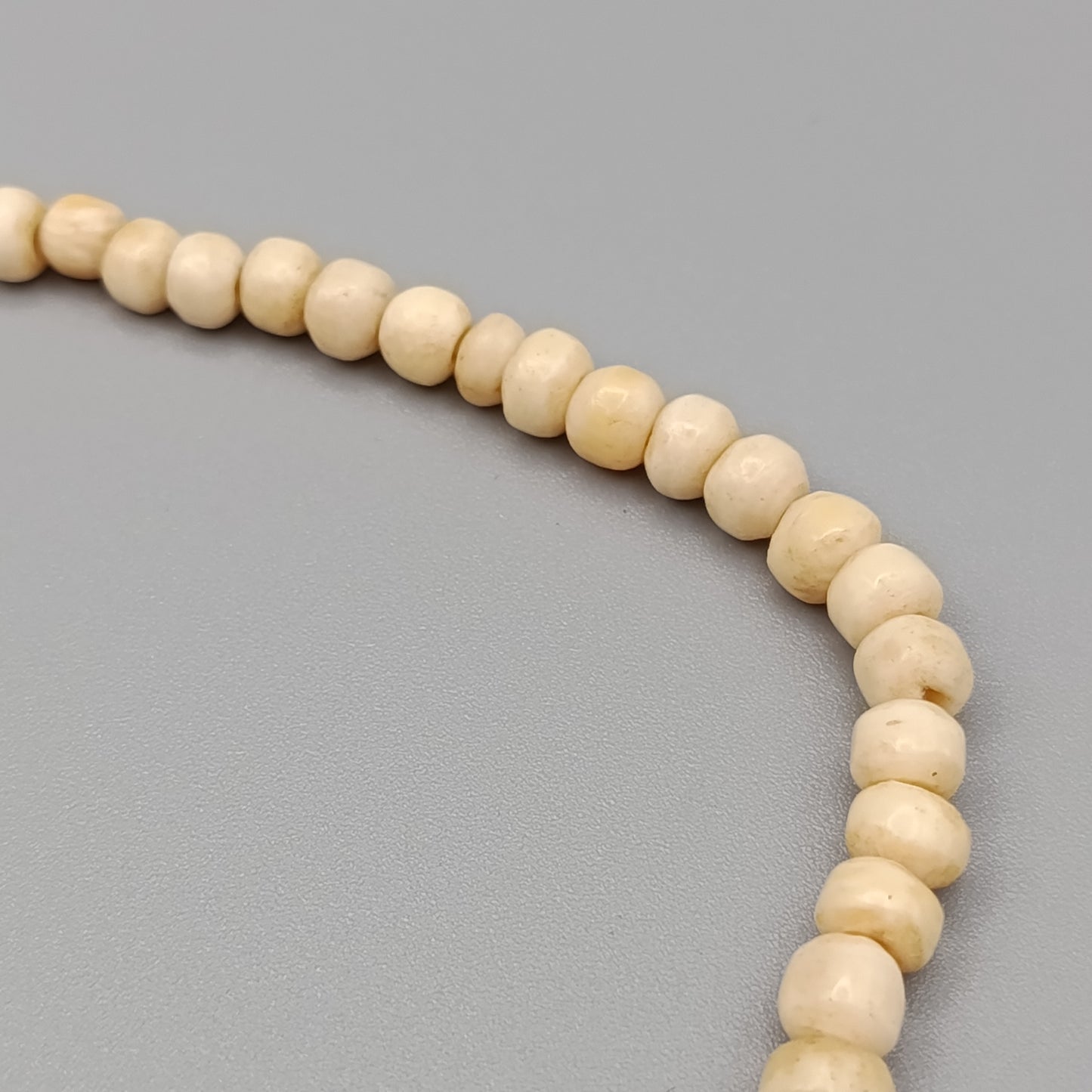 Klassische Damen Kette Schlichte Perlenkette