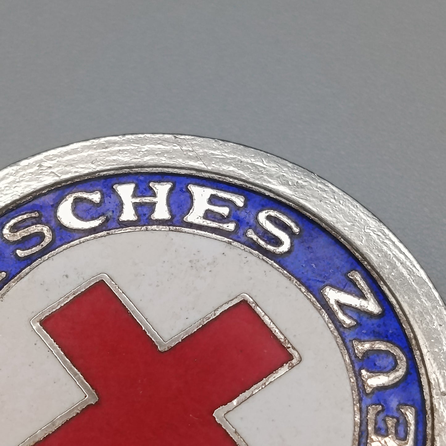 Historische Deutsches Rotes Kreuz Brosche Vintage Emaille