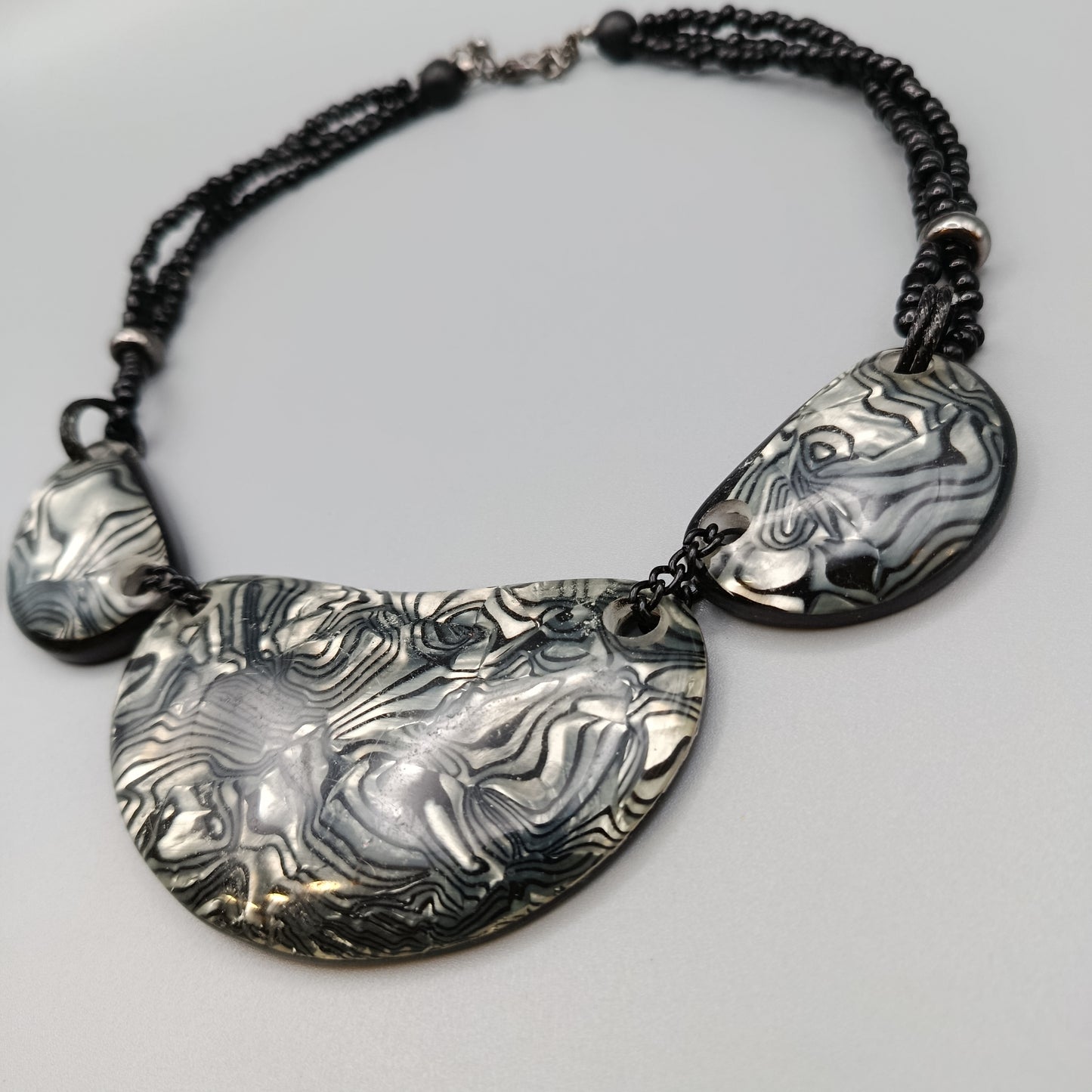 Statement Modische Damen Halskette mit Perlmutt Optik
