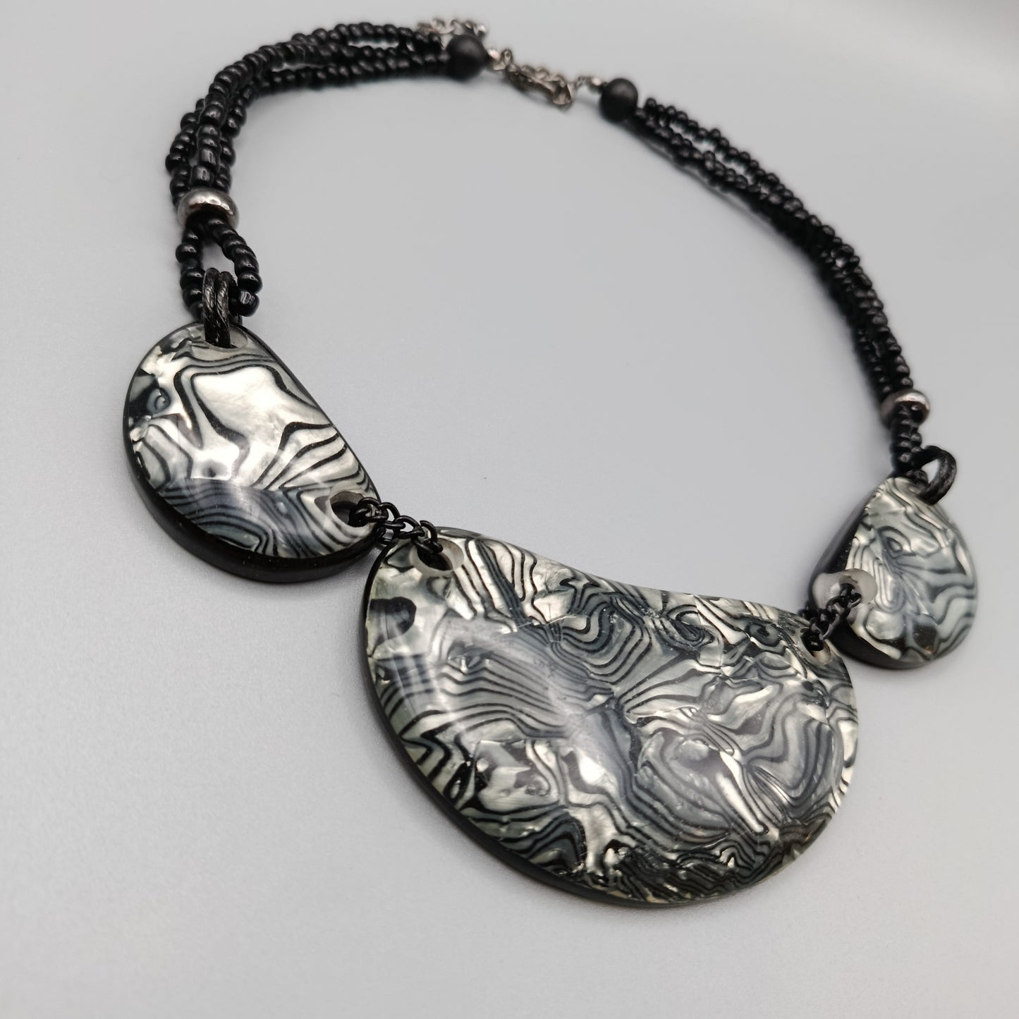 Statement Modische Damen Halskette mit Perlmutt Optik