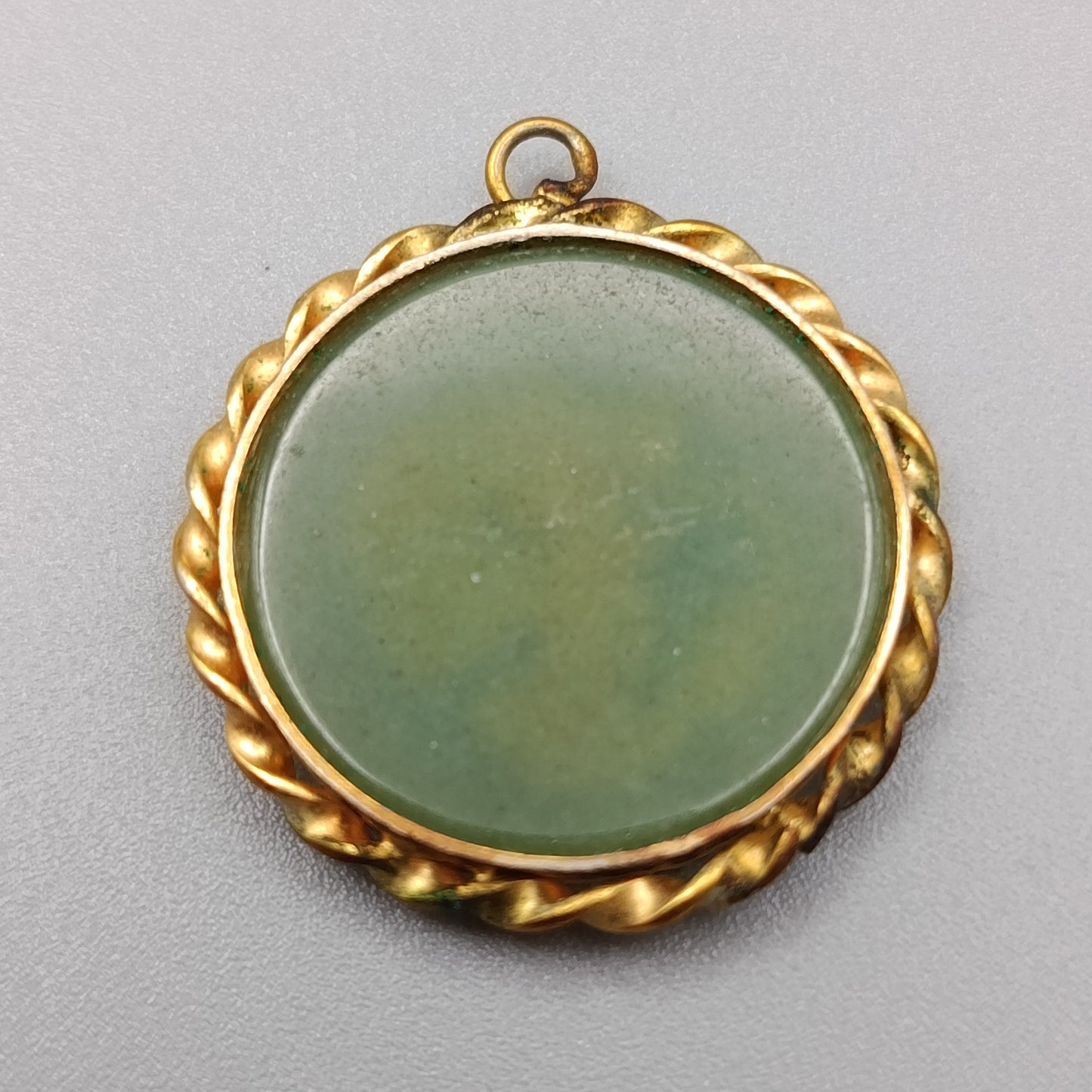 Klassischer Jade Drachen Anhänger Goldener Kettenanhänger