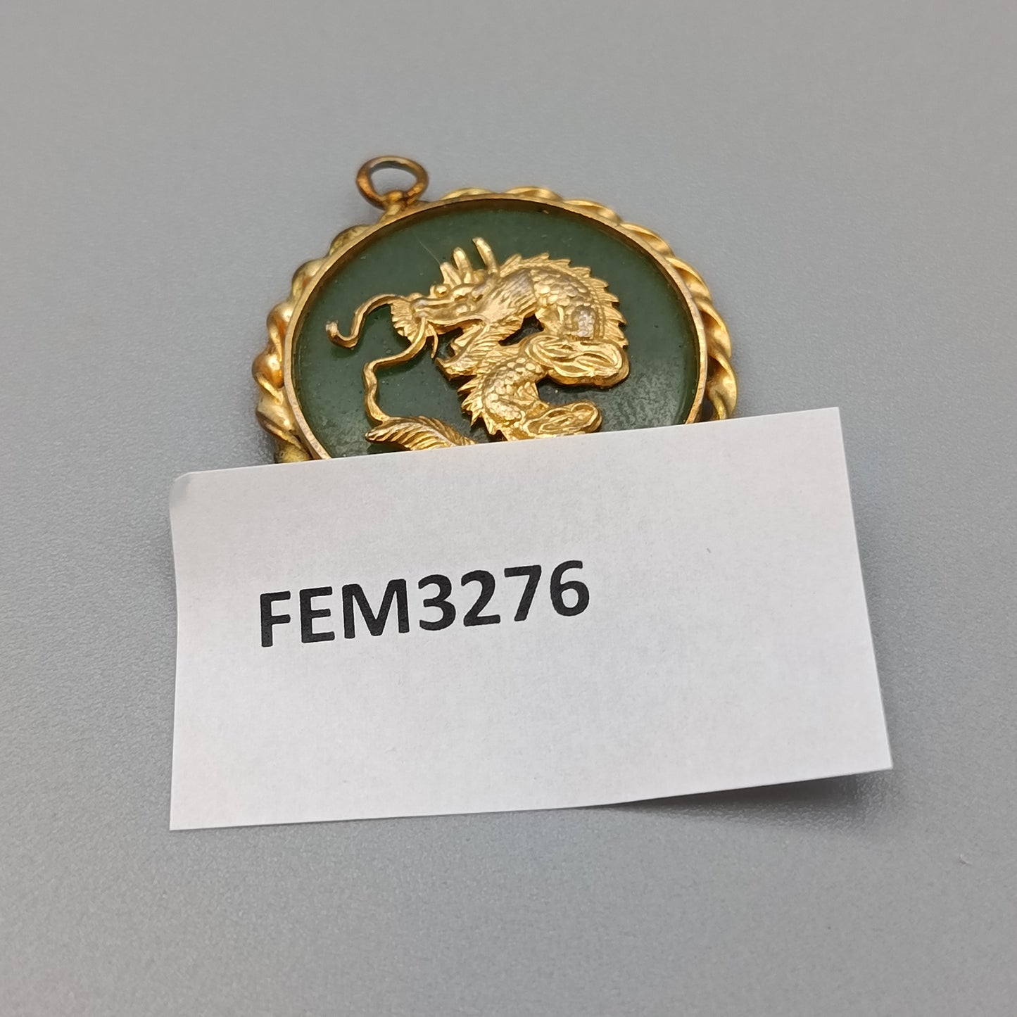 Klassischer Jade Drachen Anhänger Goldener Kettenanhänger