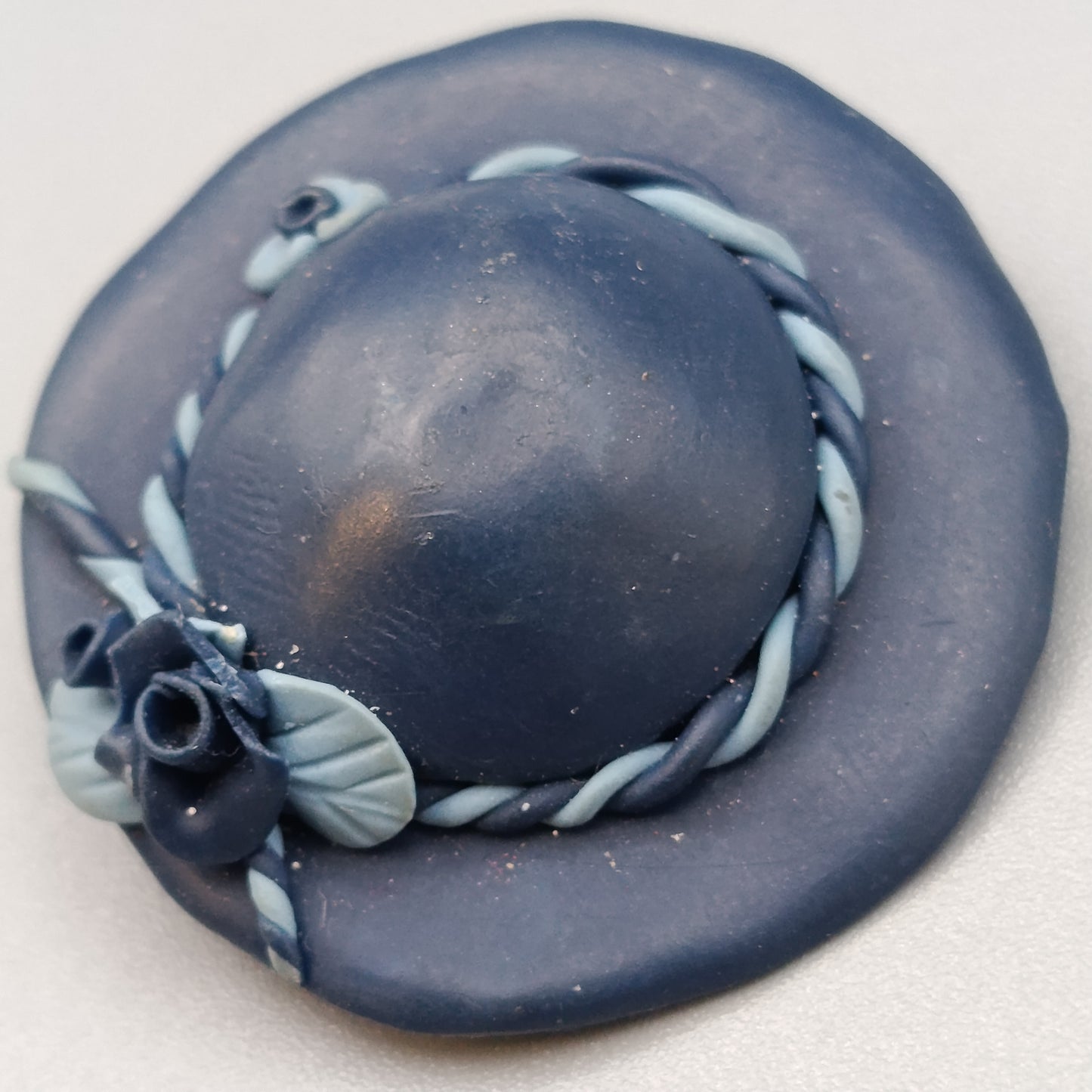 Vintage Brosche blauer Damen Hut Handgefertigter