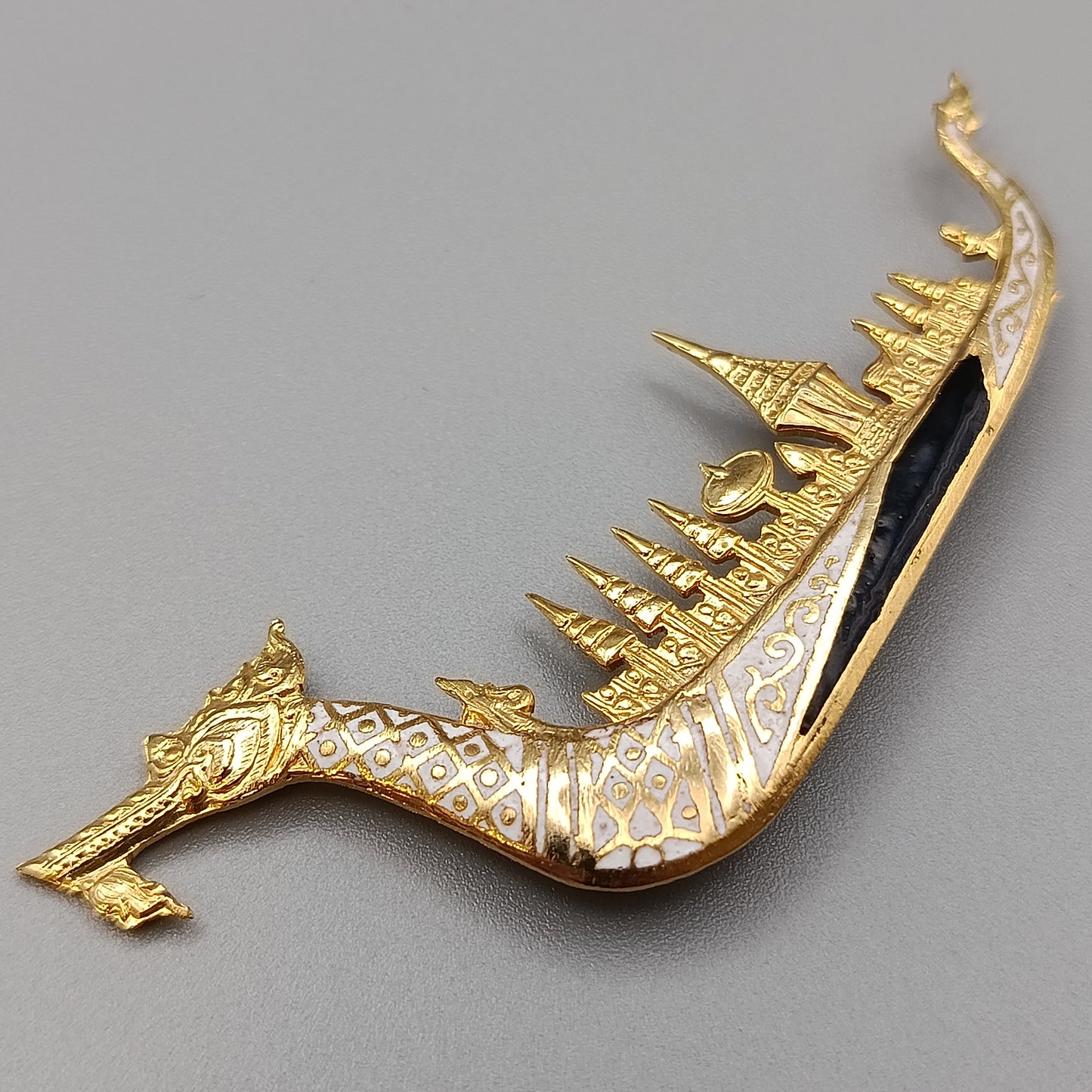 Elegante thailändische Königsschiff Brosche Vergoldet
