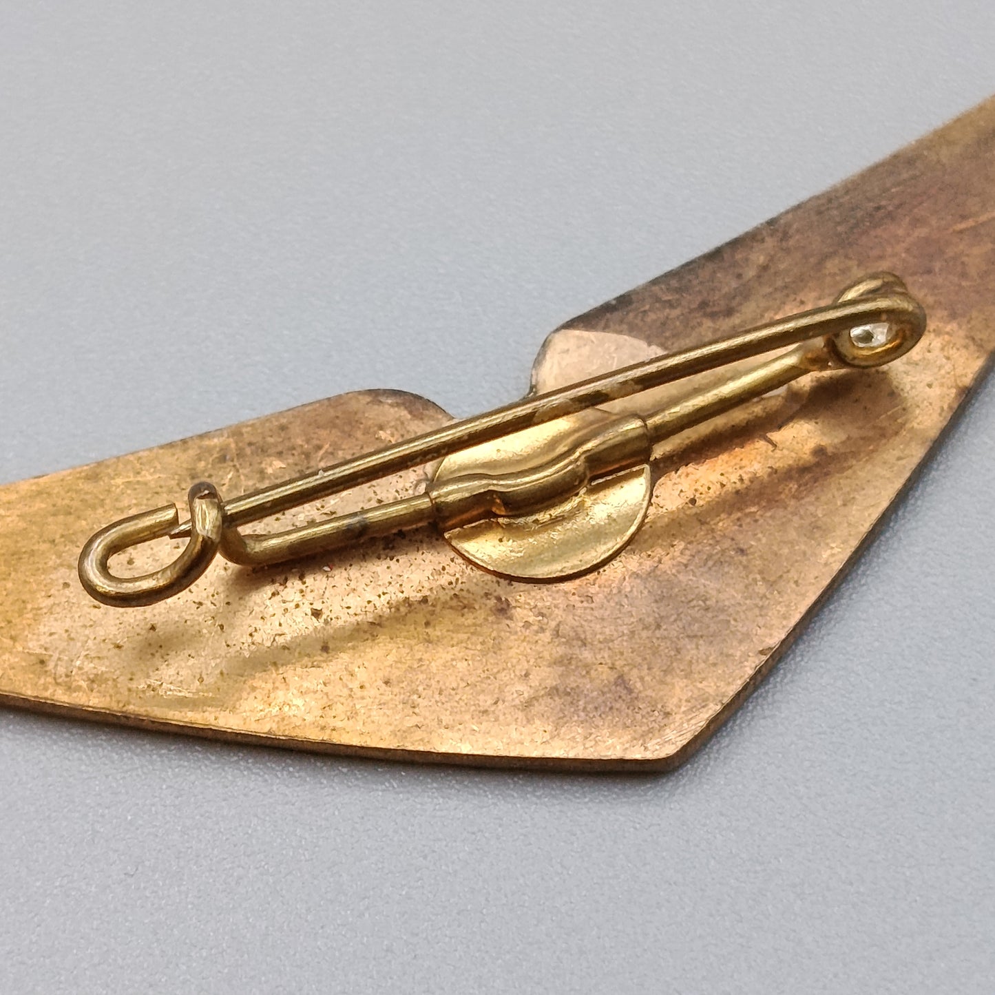 Klassische Pilotenflügel Goldfarbene Vintage  Brosche
