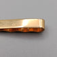 Klassische Krawattenklammer in Gold mit geometrischem Muster
