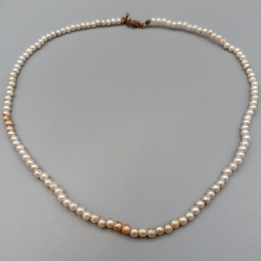 Klassische Perlen Kette in Creme – Vintage Halsschmuck