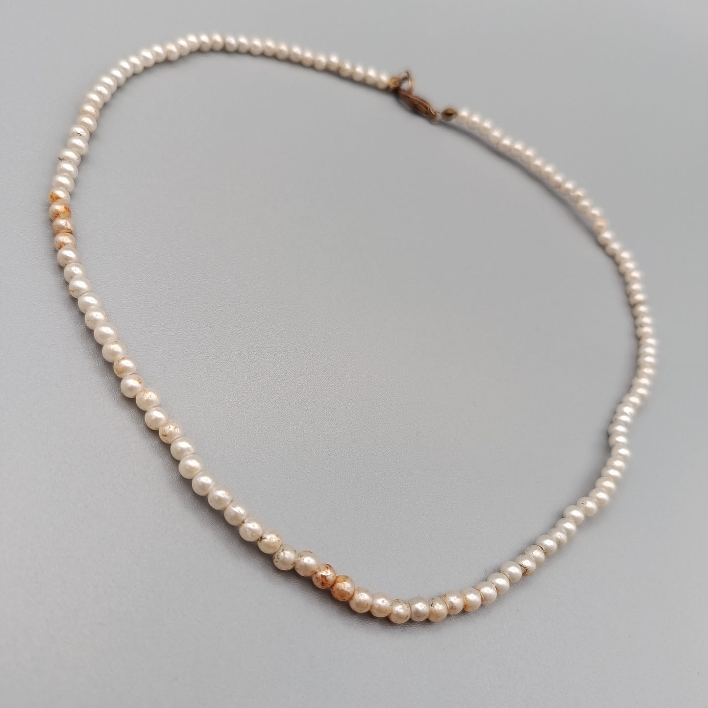 Klassische Perlen Kette in Creme – Vintage Halsschmuck