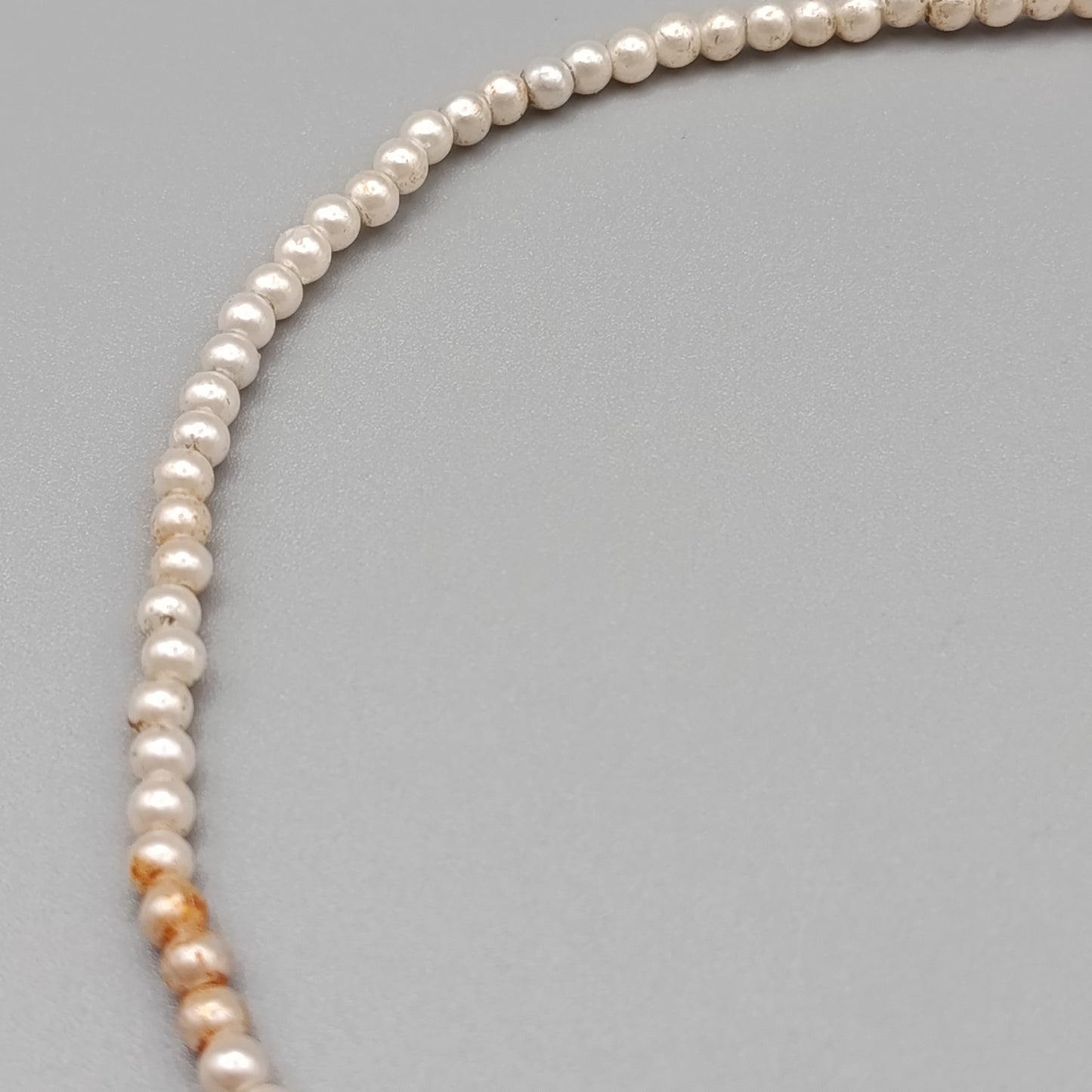 Klassische Perlen Kette in Creme – Vintage Halsschmuck