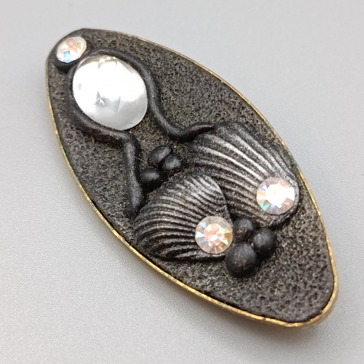 Elegante Vintage Brosche mit Strass Struktur Oval