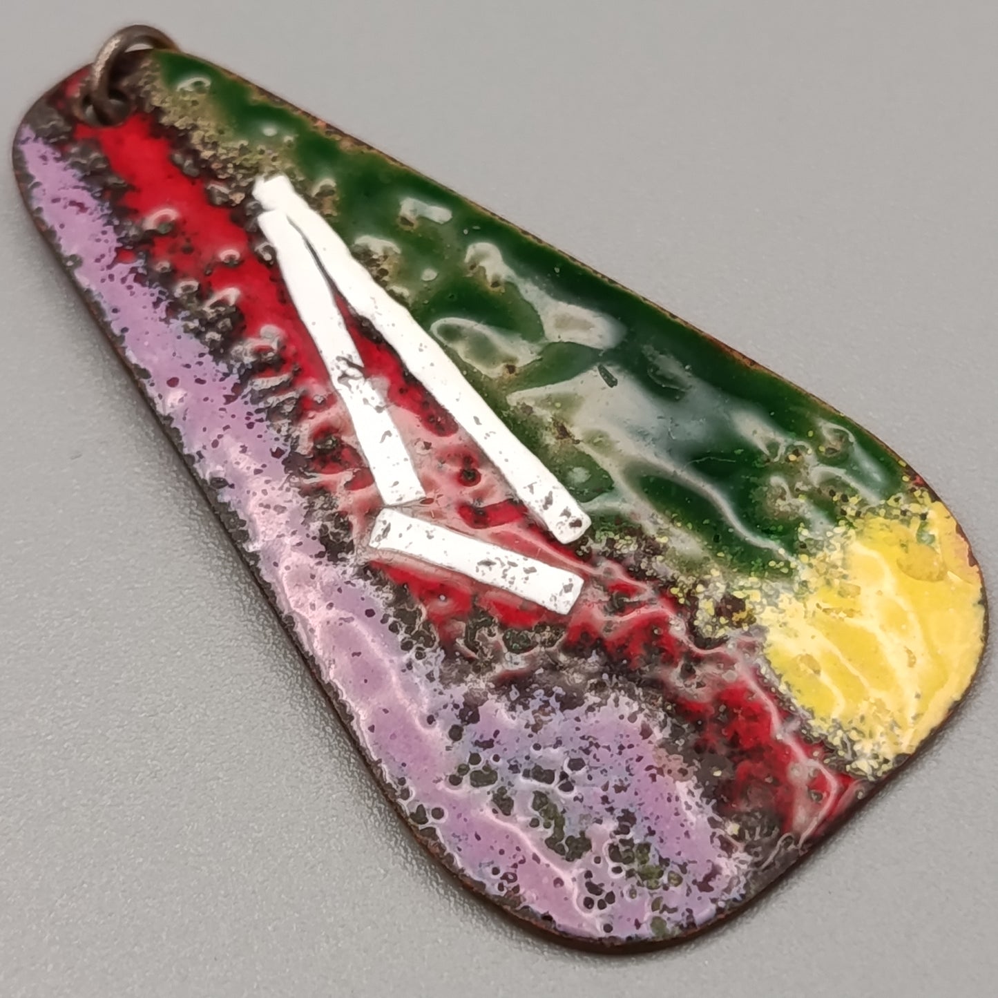 Künstlerischer Vintage Emaille Anhänger Bunt