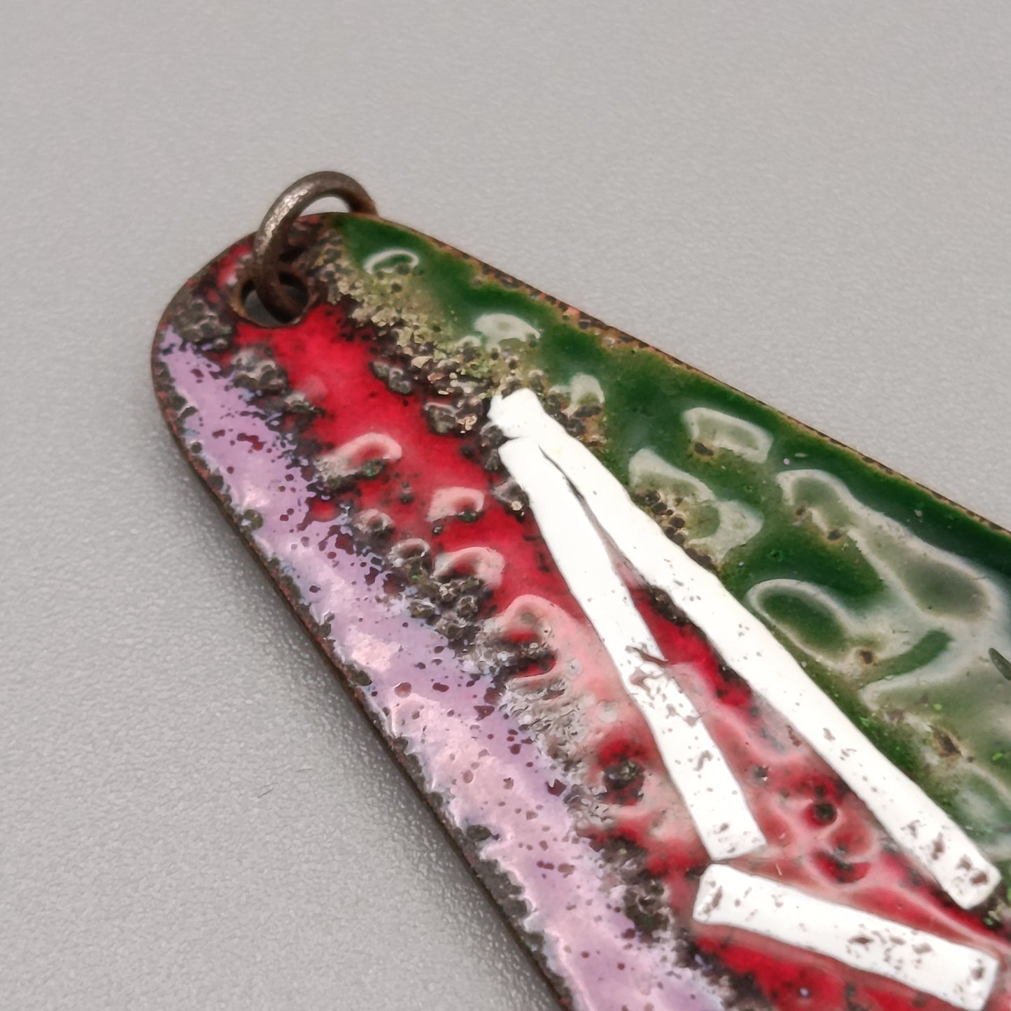 Künstlerischer Vintage Emaille Anhänger Bunt