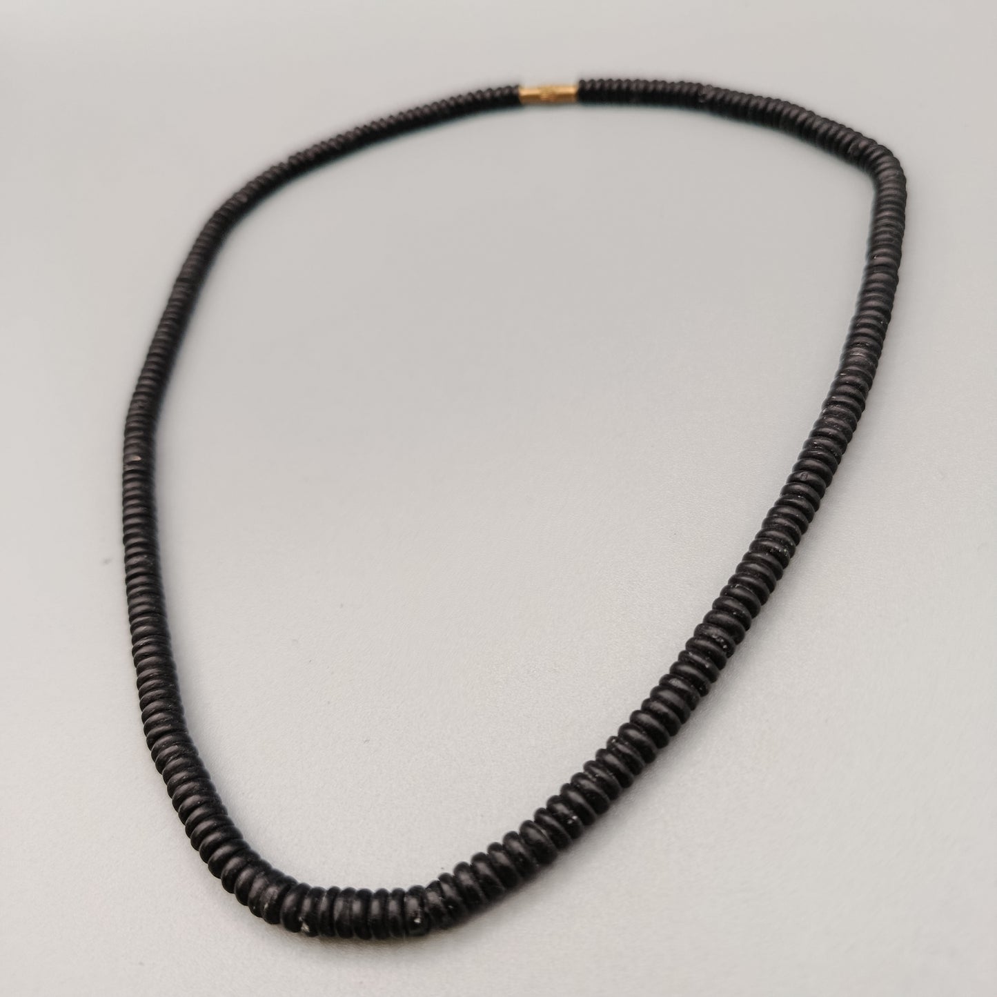 Klassische Schwarze Perlenkette  Eleganter Perlen-Look