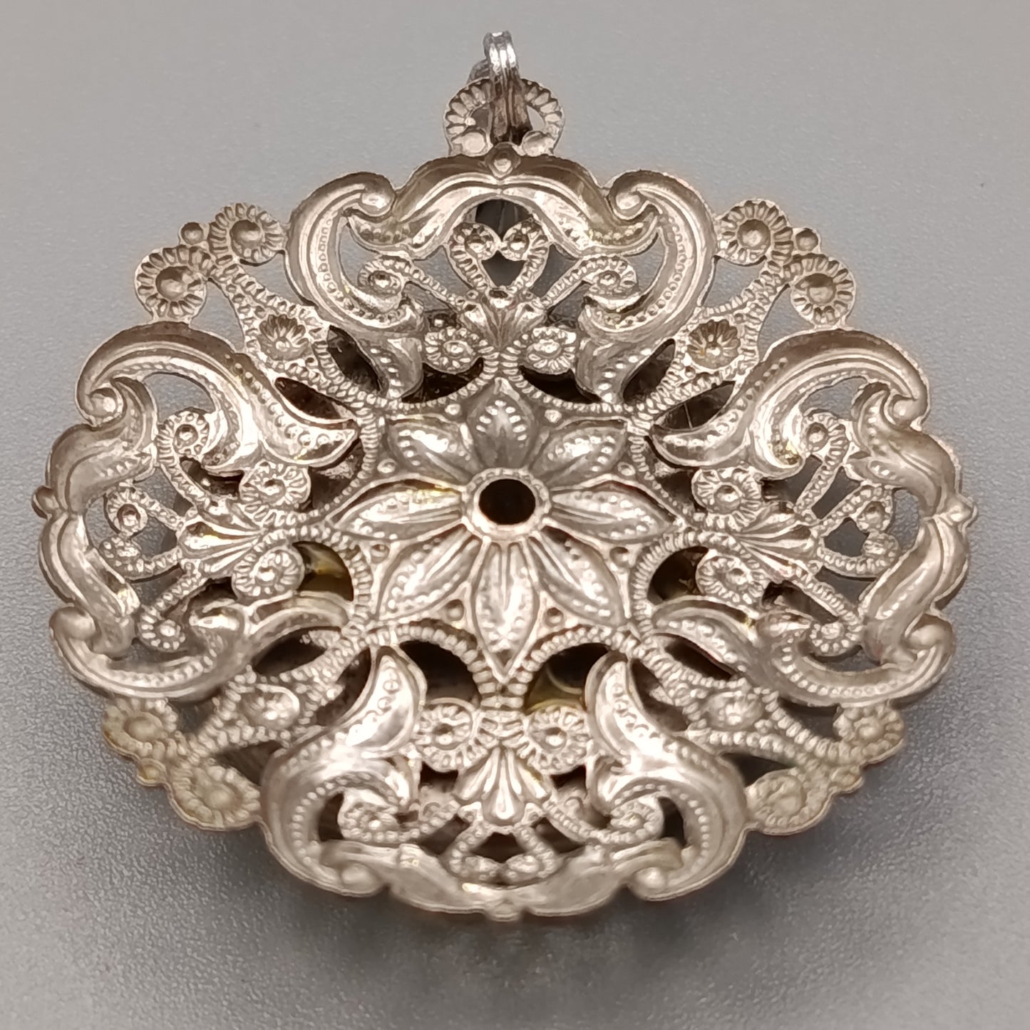 Anhänger mit echtem Edelweiß – Traditioneller Silberschmuck