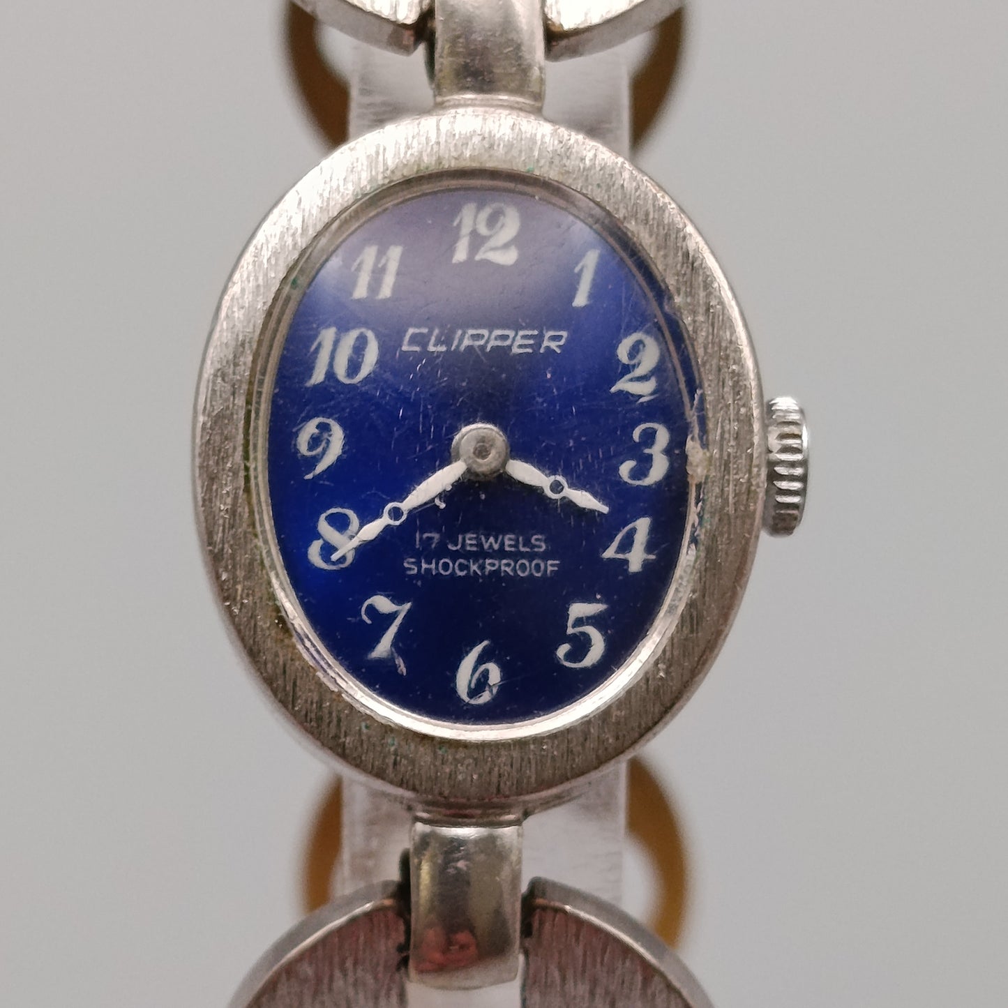 Elegante Clipper Damen Uhr – Vintage Design mit blauem Zifferblatt