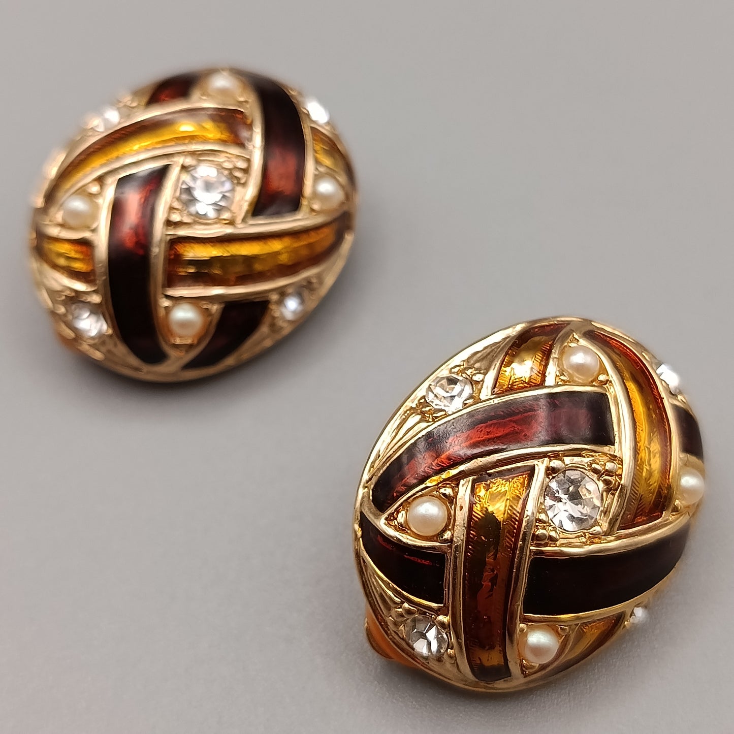 Elegante Vintage Ohrclips – Emaille, Perlen und Strass