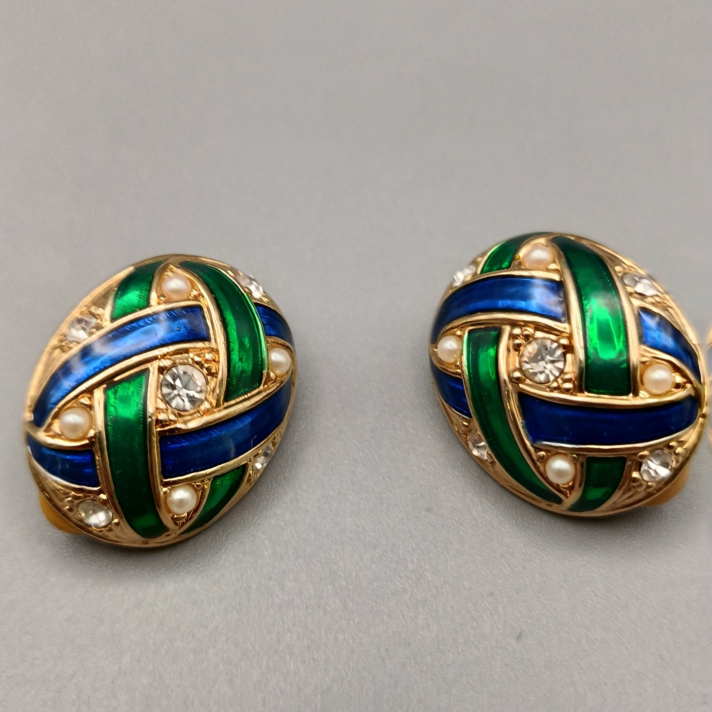 Elegante Vintage Ohr clips – Farbige Emaille, Perlen und Strass