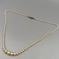 Schöne Perlen Kette – Elegant mit goldenen Akzenten