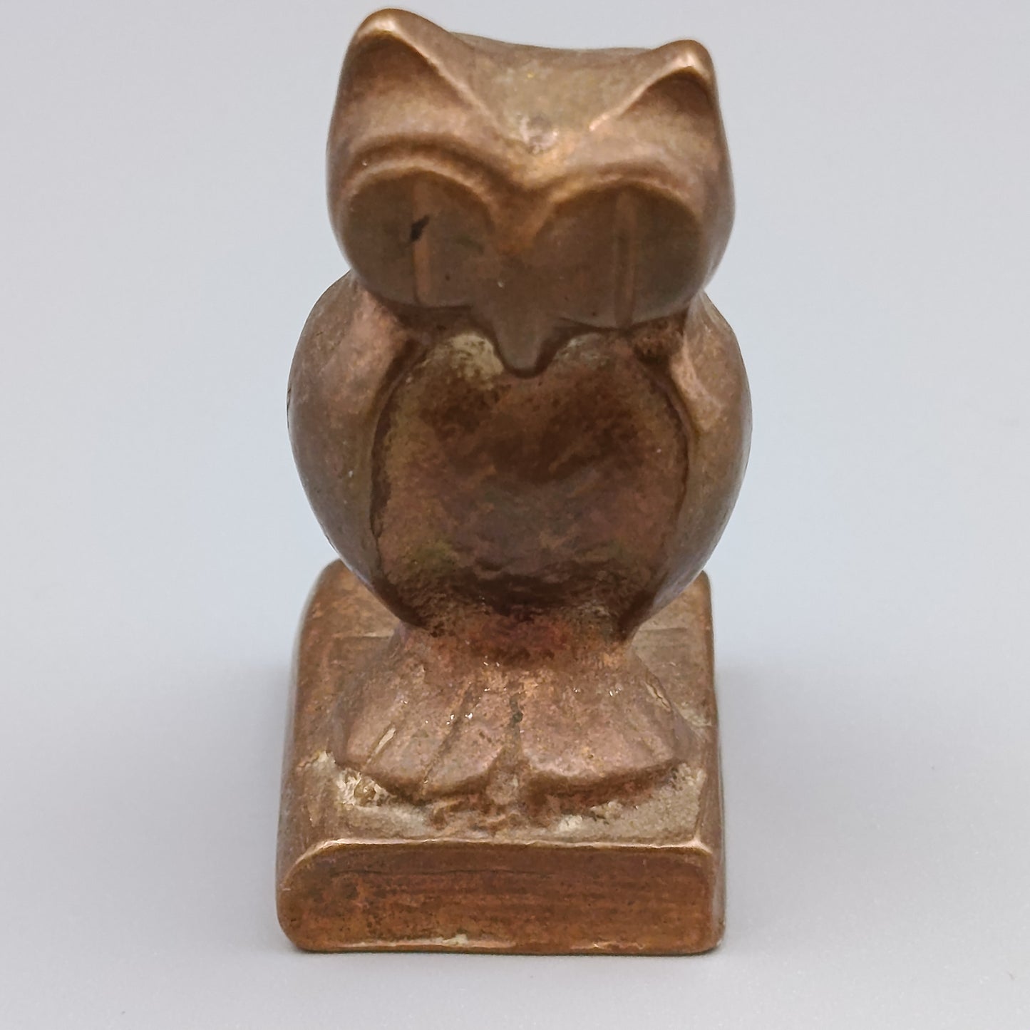 Dekorative Eule Skulptur – Antikes Design aus Metall